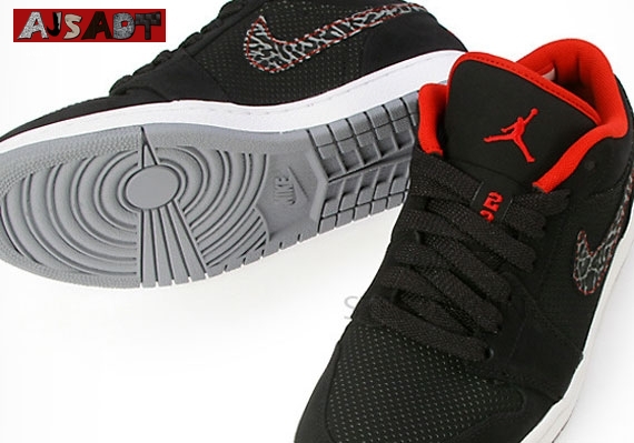 air-jordan-1-phat-low-black-varsity-red-white-elephant-swoosh-www-ajsadt-com-1