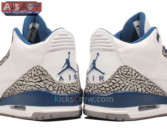 air-jordan-iii-true-blue-1