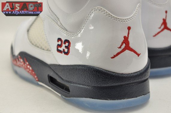 air-jordan-5-white-midnight-navy-varsity-red-1